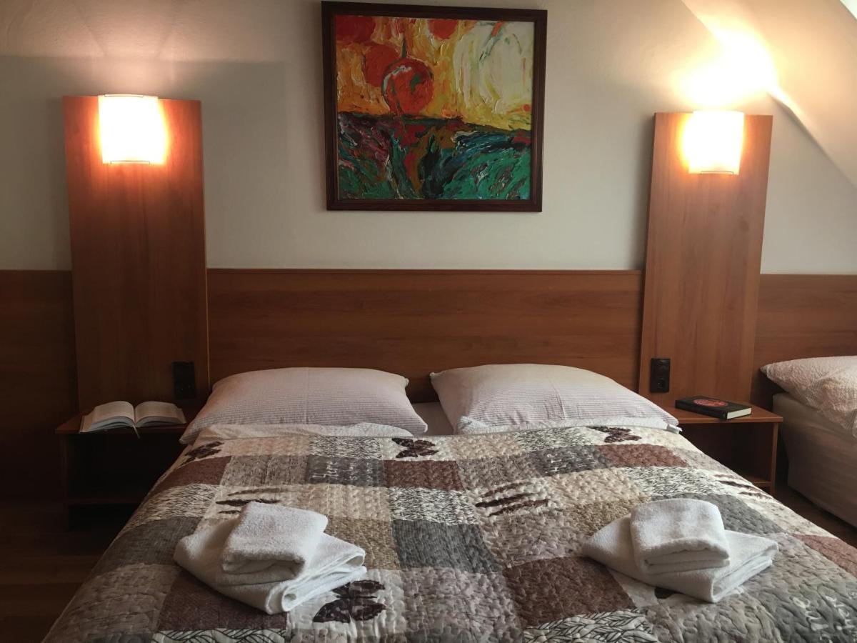 Privat Martin Hotel Bagian luar foto