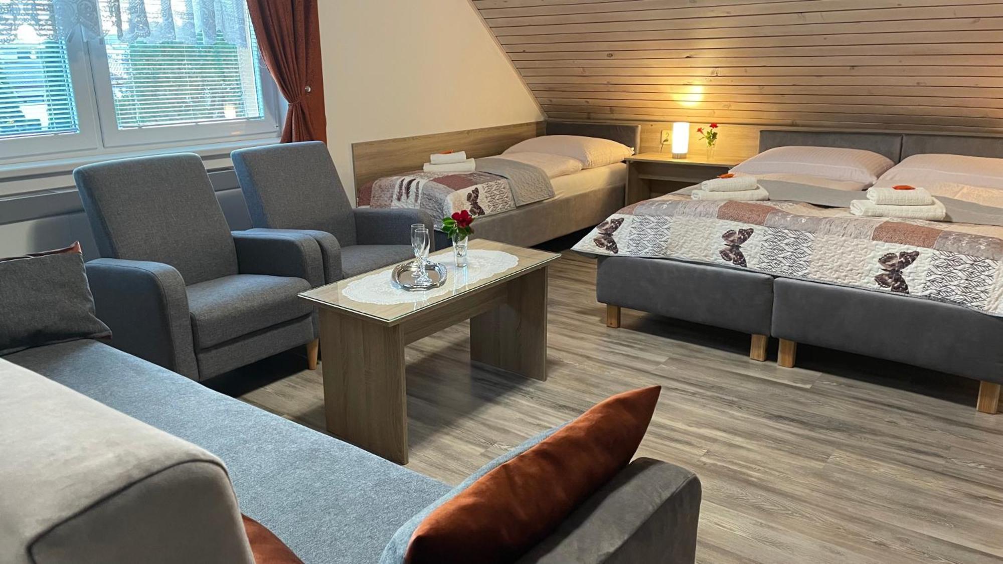 Privat Martin Hotel Bagian luar foto